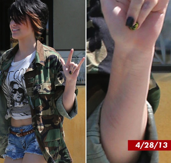 Paris Jackson Cutting Scars | michael jackson daughter paris jackson attempted suicide Paris Jackson Cutting Scars | michael jackson daughter paris jackson attempted suicide